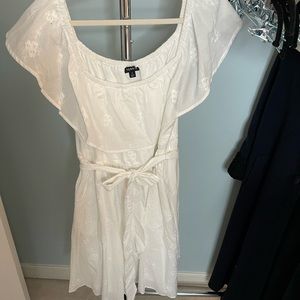 Torrid white eyelet tie waist dress size 1 (1X/14-16)